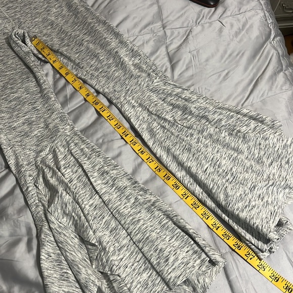 Precious FP Movement leggings with bell bottoms!!! - Picture 5 of 8